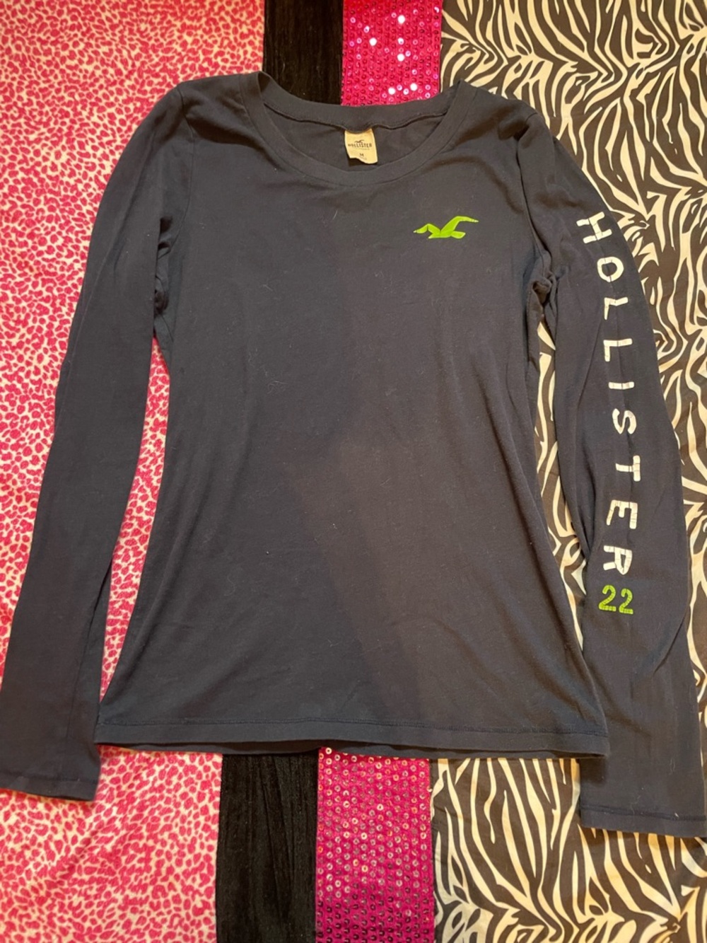 Hollister Navy long sleeve tight fitting green logo